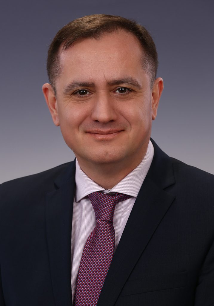 Dr. Kun Csaba